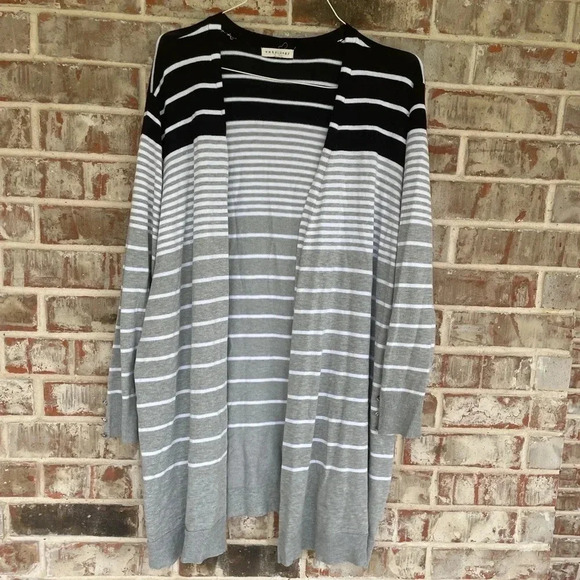 Retrology Colorblock Striped Open Lapel Catdigan Sweater - Picture 1 of 8